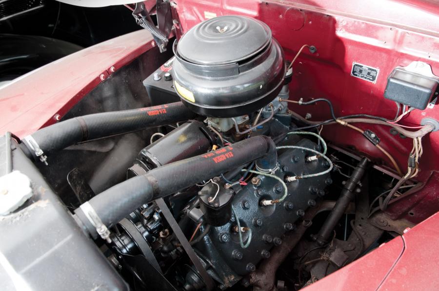  Ford Super DeLuxe Convertible 1946 года  (фото 17 из 18)